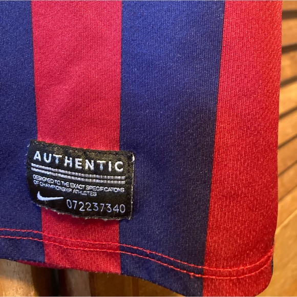 Nike FCB QATAR Blue/Red Soccer Jersey - Picture 10 of 12